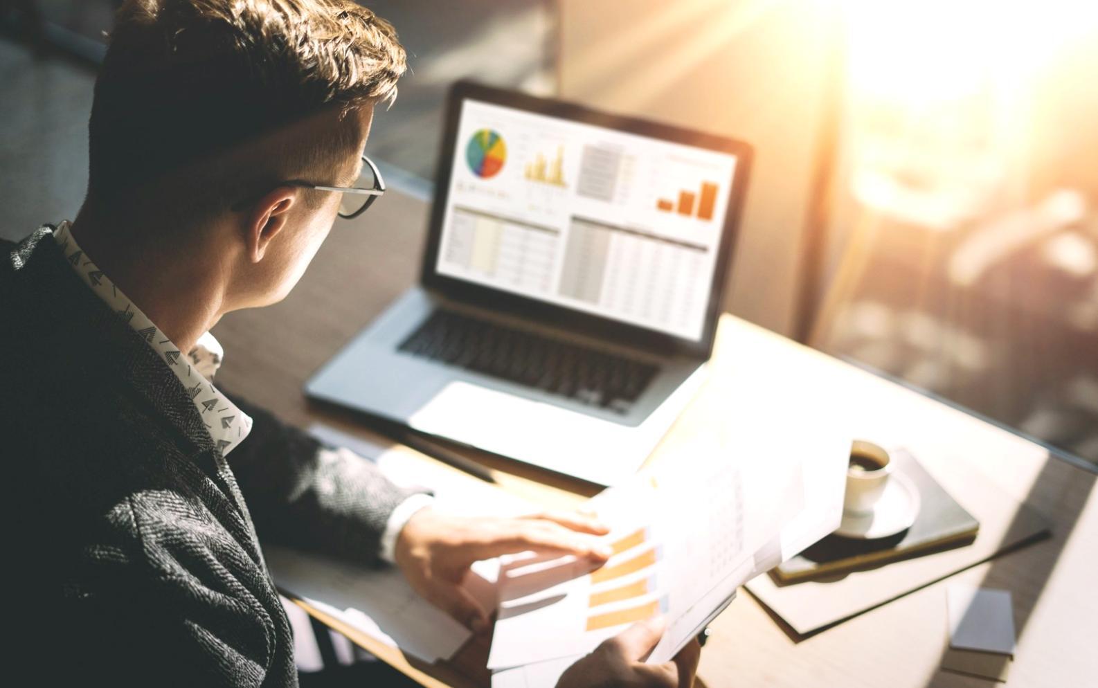 Finanzwerkzeuge und Datenanalyse in der Praxis