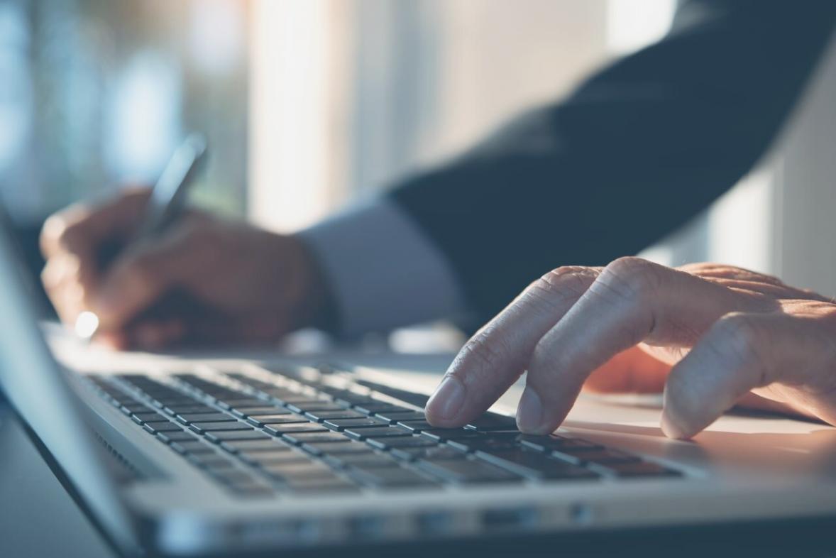 Live-Webinar-Session mit Teilnehmern aus verschiedenen Ländern